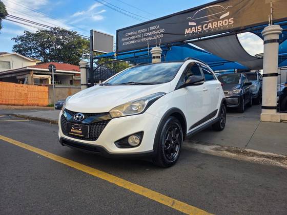 HYUNDAI HB20X 1.6 16V STYLE FLEX 4P AUTOMÁTICO HYUNDAI HB20X 1.6 16V STYLE FLEX 4P AUTOMÁTICO